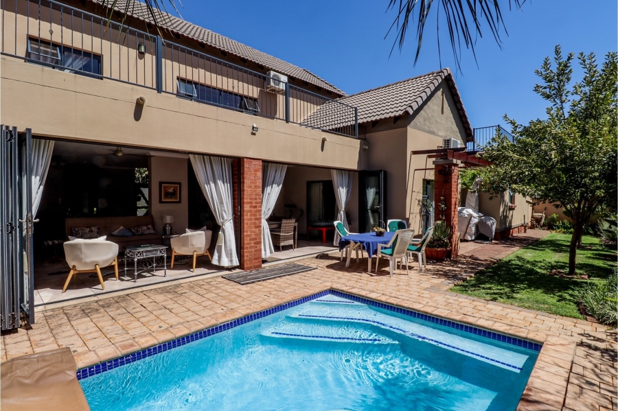 4 Bedroom Property for Sale in Melodie North West